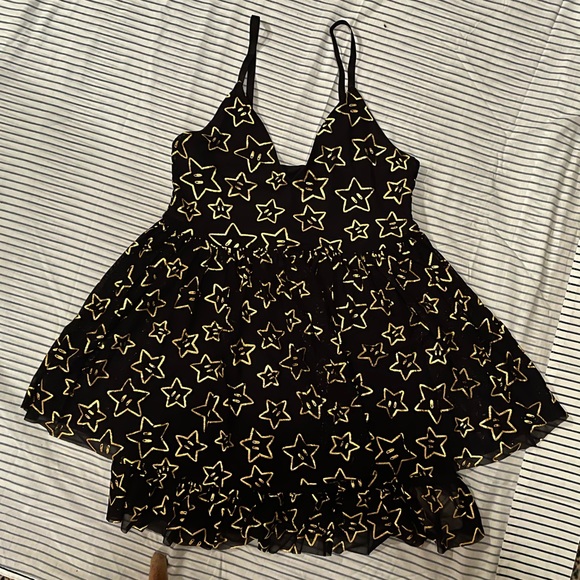 Blackmilk Super Mario - Super Stars Sheer Tier Dress - Black and Gold - Picture 5 of 5